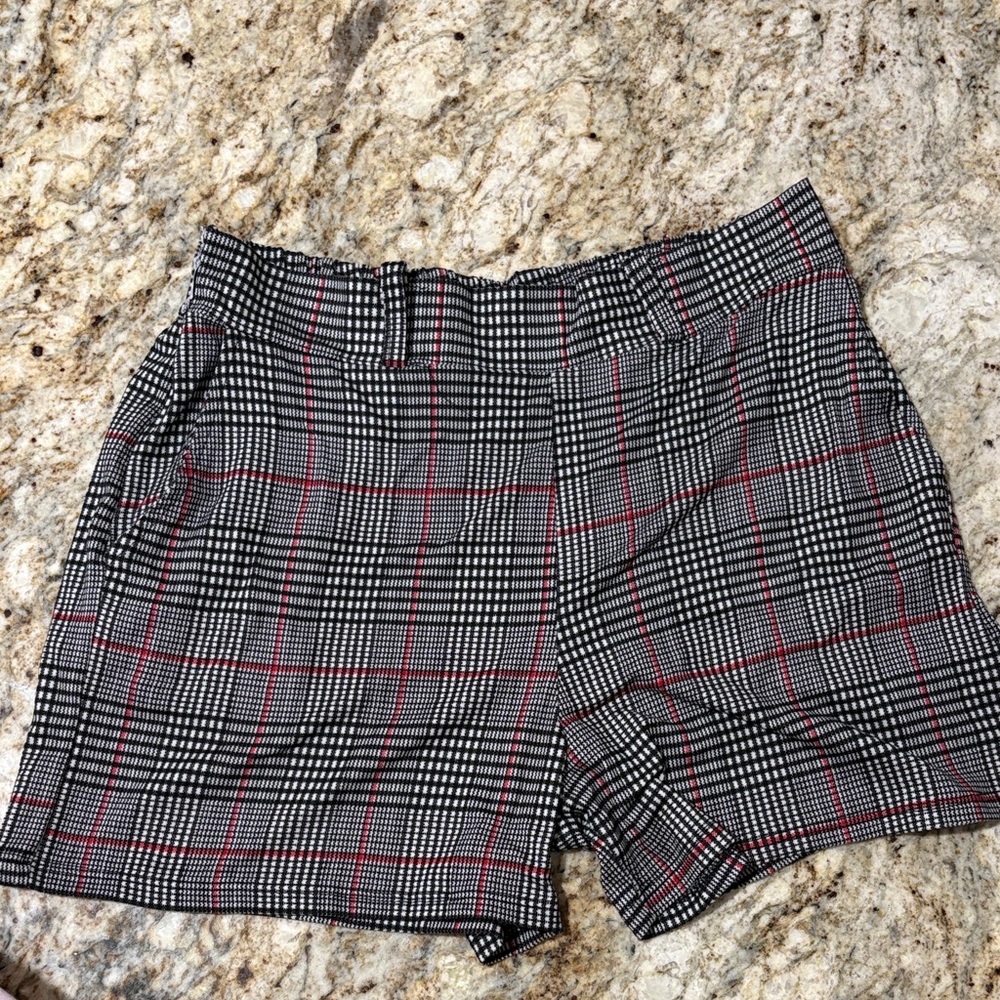 Stylish Plaid Women's Shorts